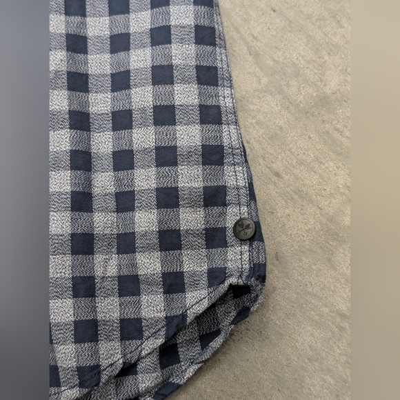 Selected/Home Button Down, Medium - Picture 4 of 10